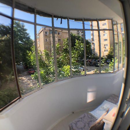 Le Garcon De Cristina-Simple,Quiet,Spacious Studio Bukarest Exteriör bild